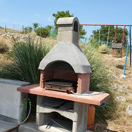 En * Mošćenička Draga