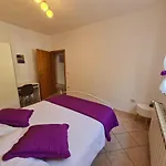 En Apartament *
