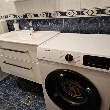 En Apartament *